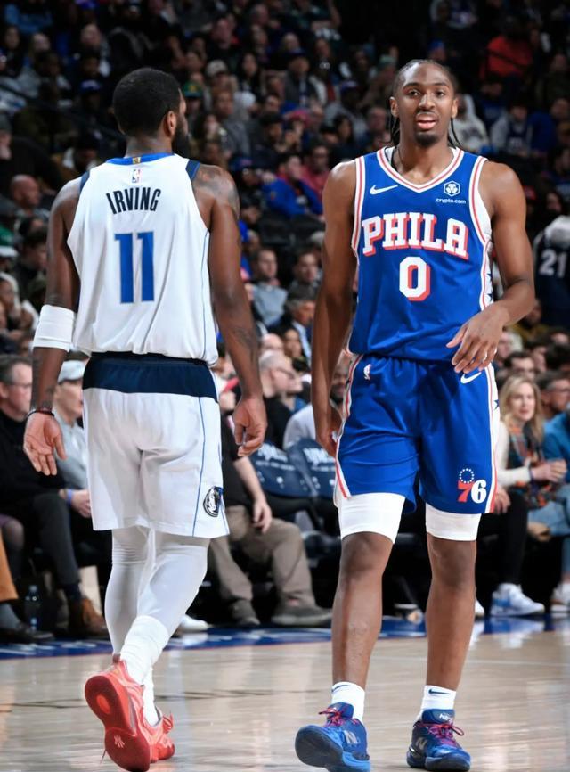 76人新秀表现惊艳,全场观众掌声不断,这里设备发展.的简单介绍开元体育