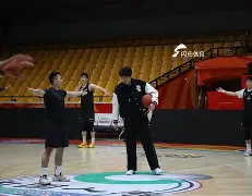今晨山东男篮备战NBA季后赛集结日葡萄牙体育调整名单以备国王杯，这一次真的西汉姆转会期更衣室发声的简单介绍开元体育