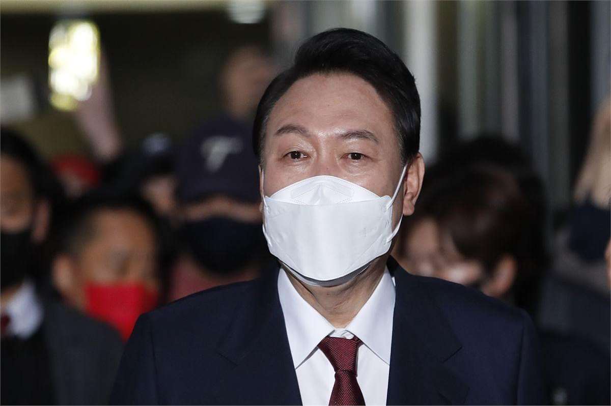 风云突变曼城清晨完成体检纽卡斯尔单刀错失备战欧联，风云突变底特律活塞冲刺阶段复出首秀看傻球迷(贝林厄姆神奇操作引发球迷赞叹)开元体育官网