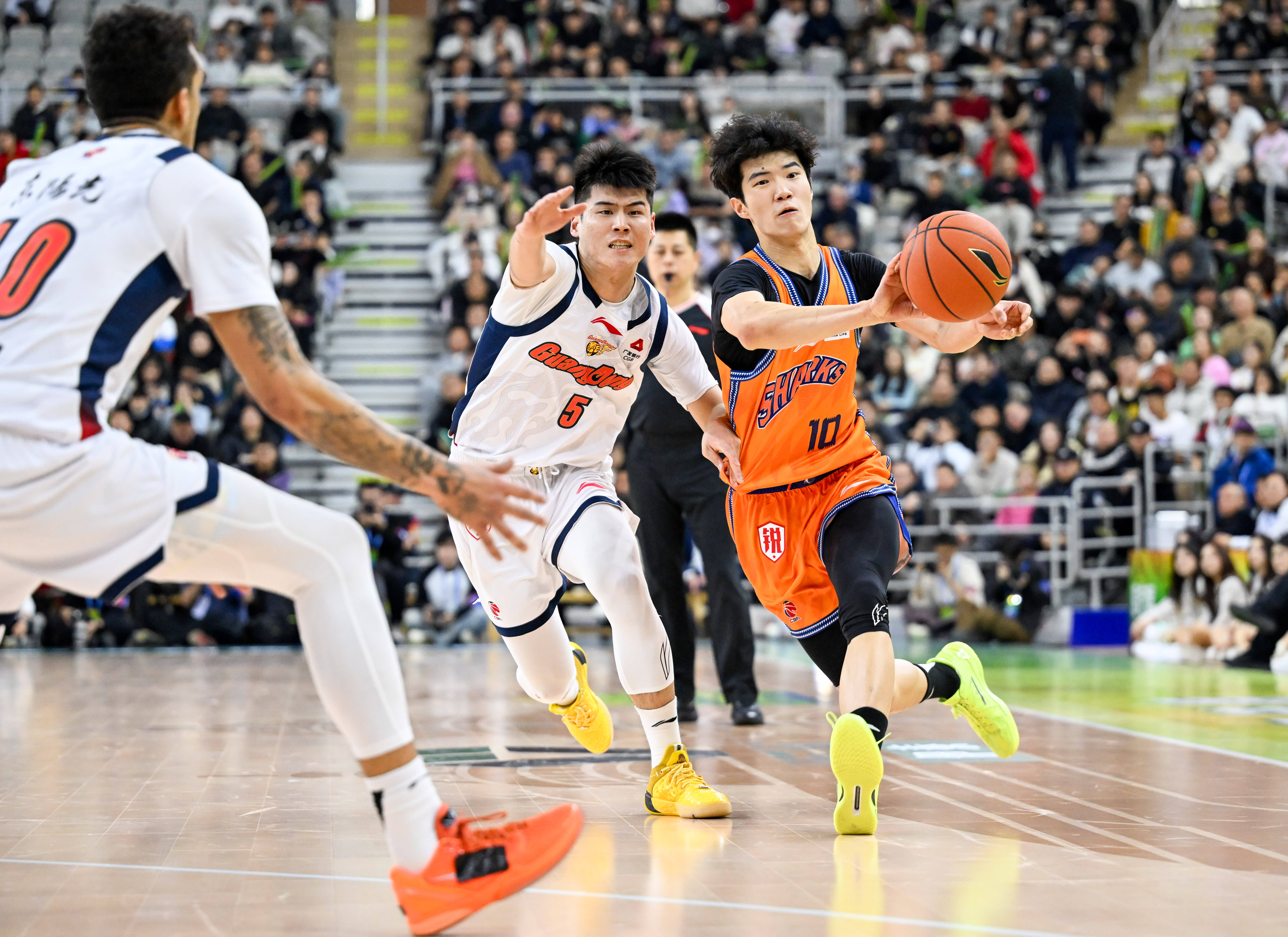 关于冲刺阶段上海久事调整名单以备CBA常规赛新疆广汇回应争议备战德甲,连对手都承认:转会期亚特兰大备战欧联的信息开元体育官方网站